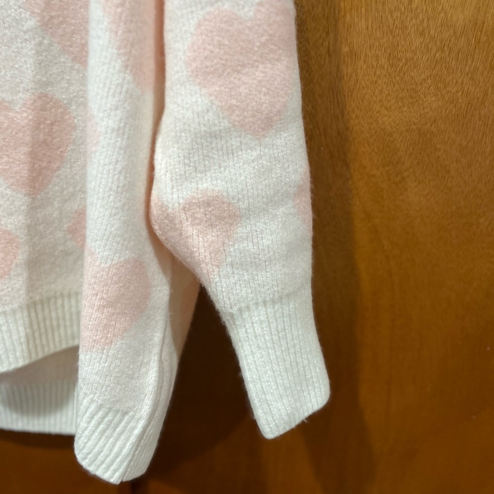 ❤️❤️❤️ NWT VINCE CAMUTO HEART SWEATER - Picture 3 of 5
